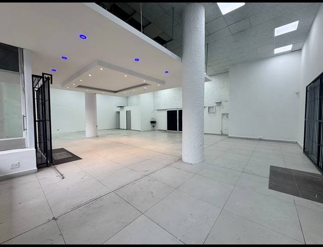 159M² OFFICE FOR SALE IN UMHLANGA RIDGE